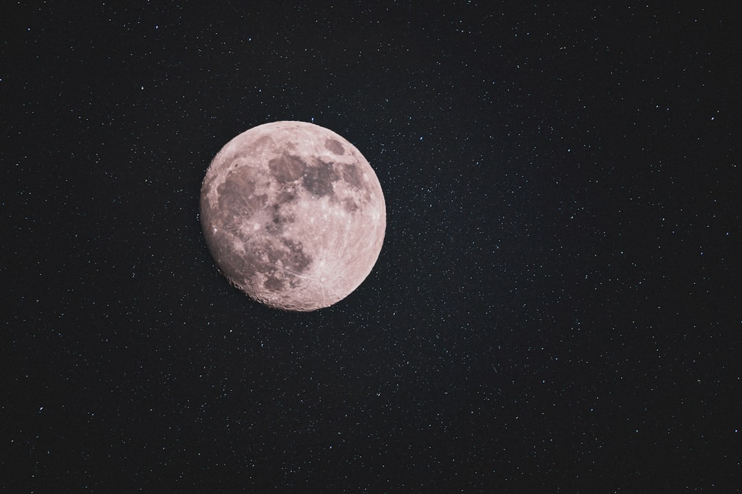 Photo Moon conspiracy