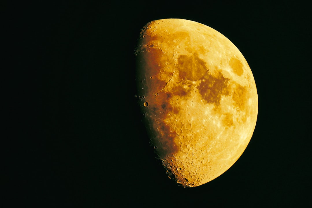Photo moon cube