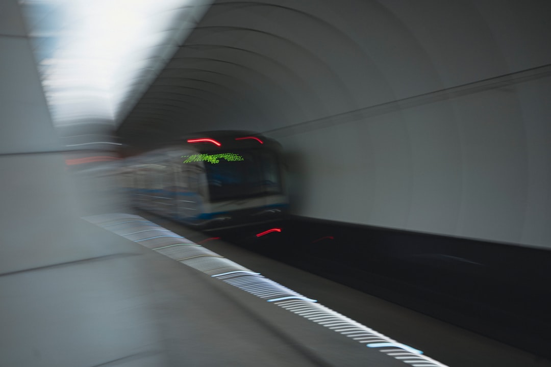 Photo fast mover track analysis