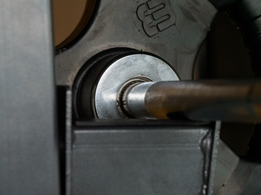 pin and slot mechanism