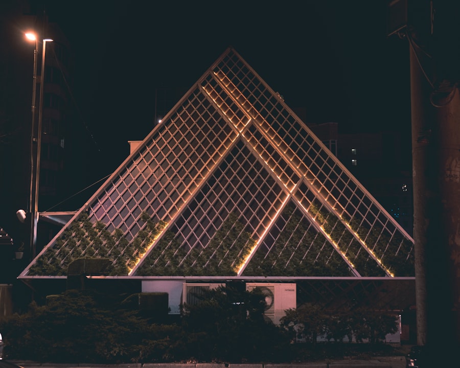 dark pyramid