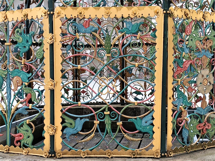Photo harmonic gate