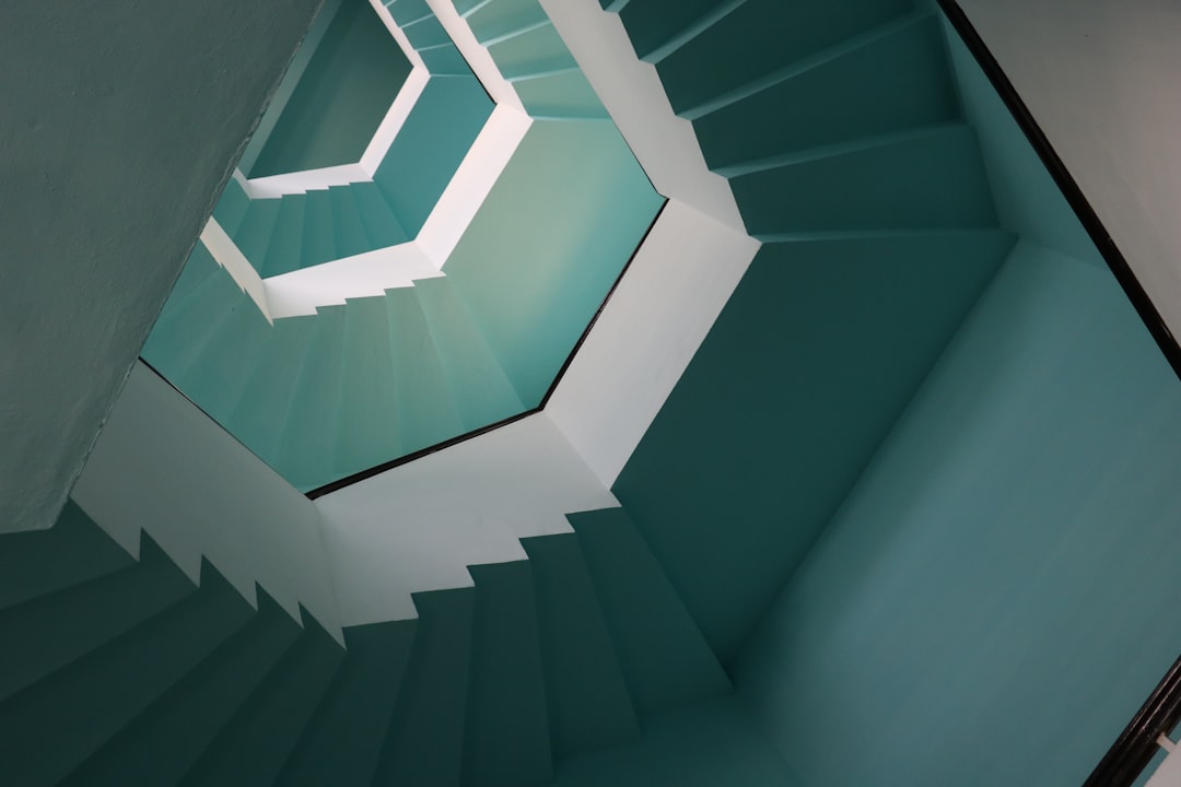 Photo geometry of fear