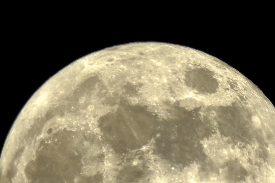 moon anomalies