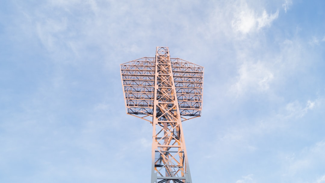 Photo satellite tracking