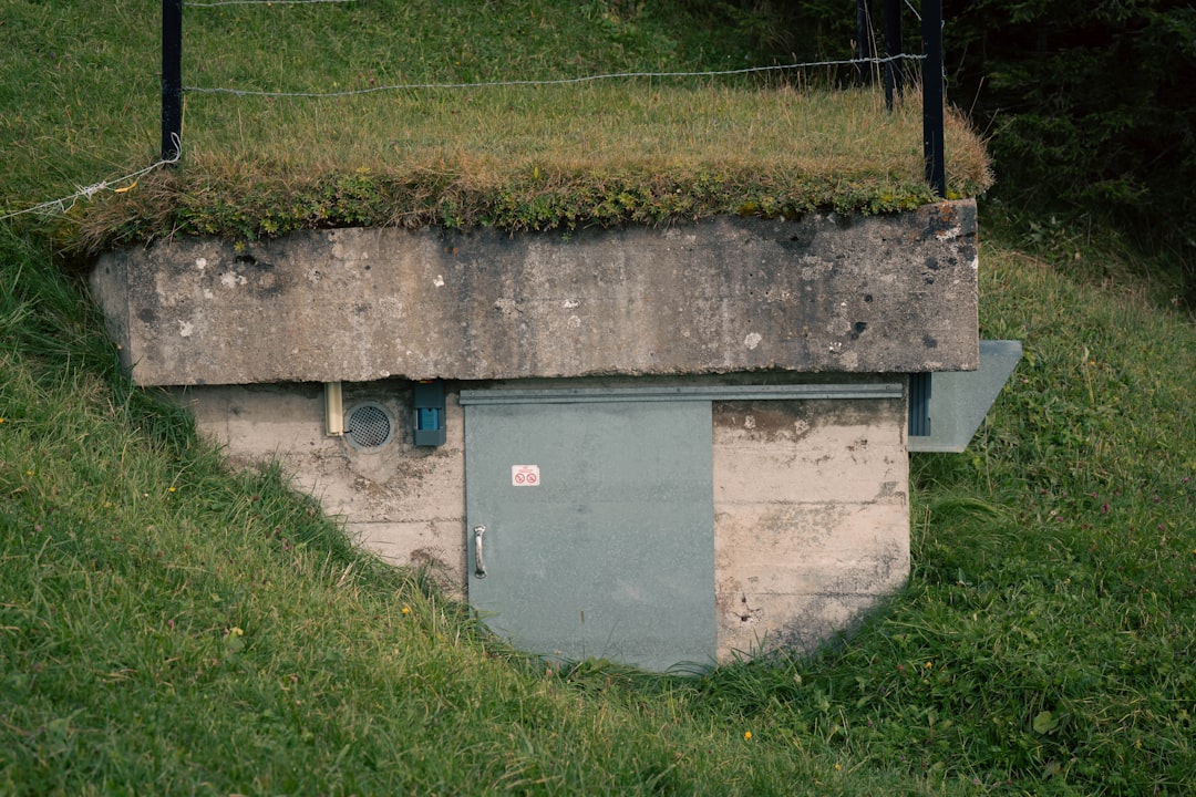 Photo bunker access