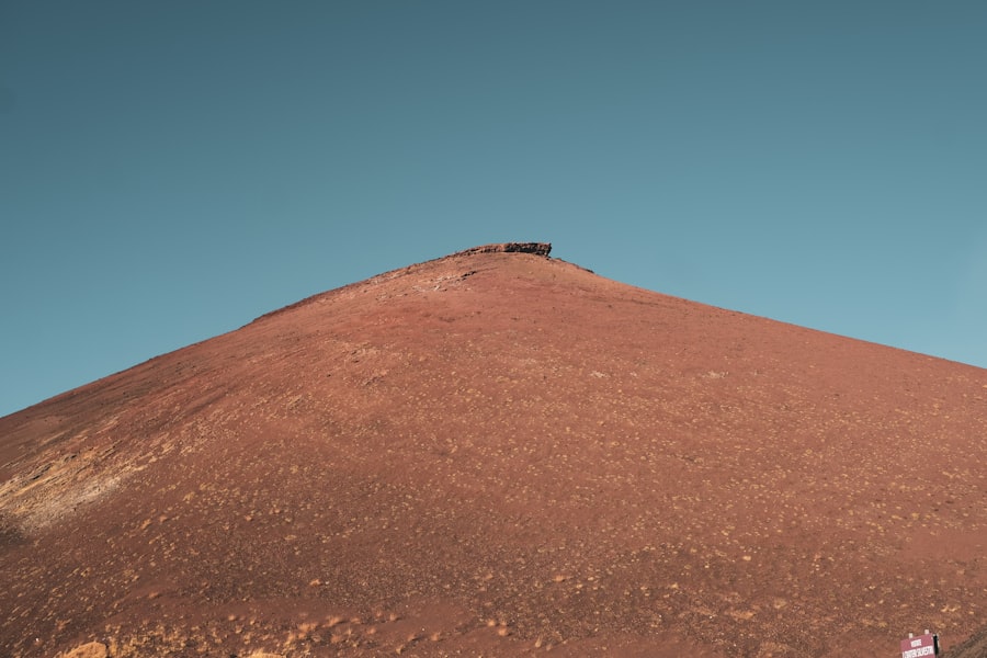 remote viewing Mars pyramids