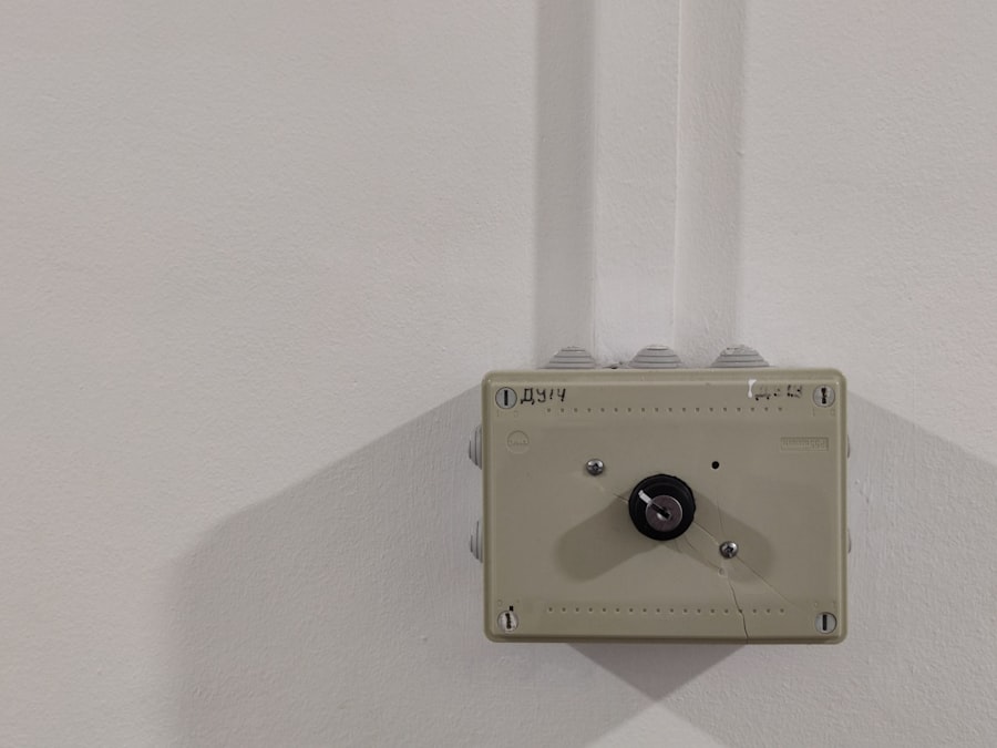 asymmetric capacitor thrust vacuum test