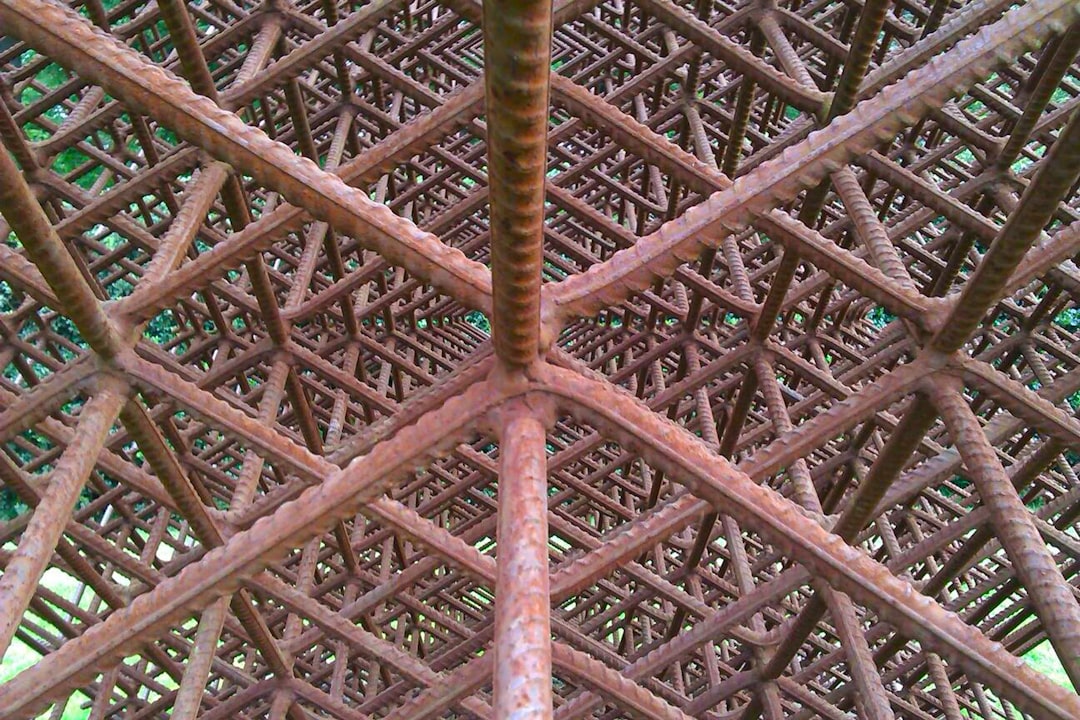 Photo phased lattice