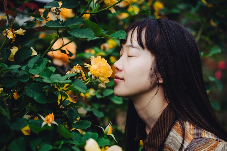 Photo olfactory memory triggers