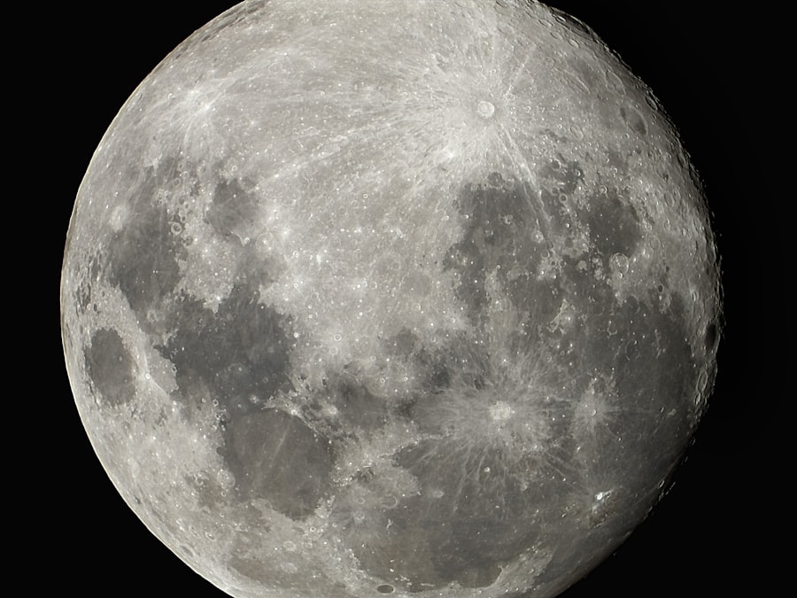 Photo lunar anomaly mechanism