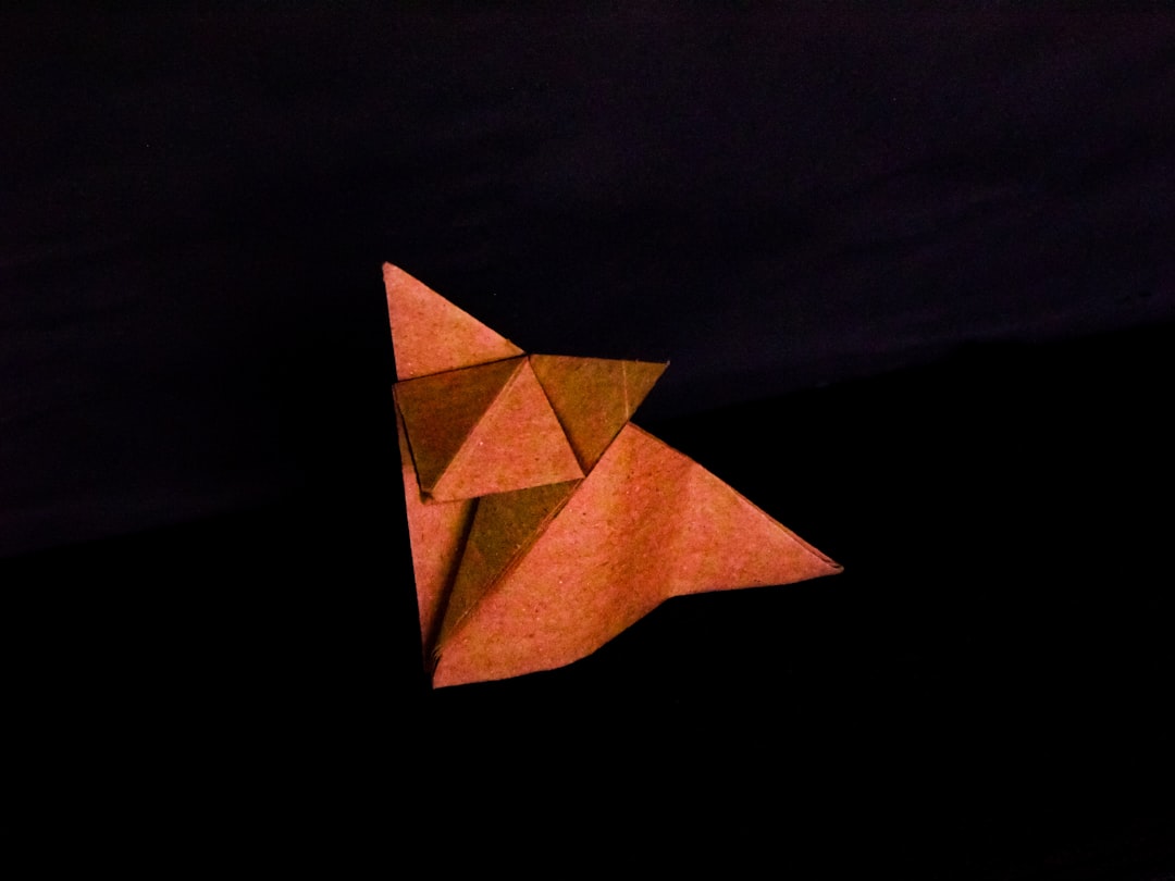 Photo triangle formations