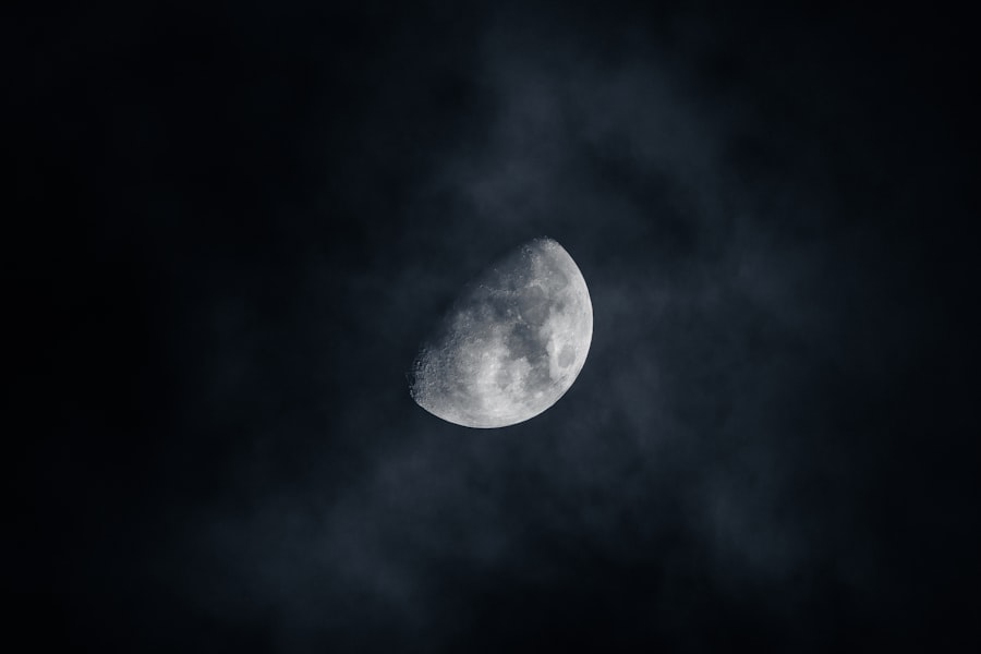 Photo moon dust audit leak