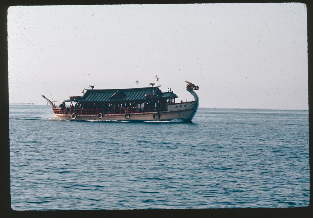 Photo maritime cast ufo hull 1970s