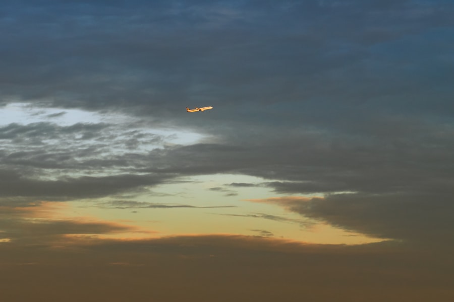 Photo cigar shaped UFO