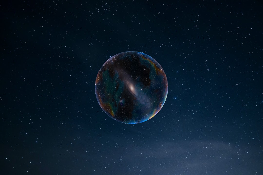 Photo astronomers, interstellar objects