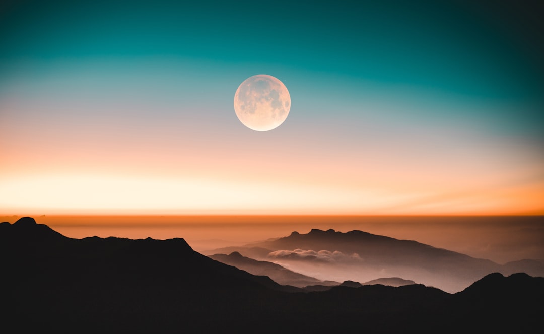 Photo Moon Soul Trap mystery